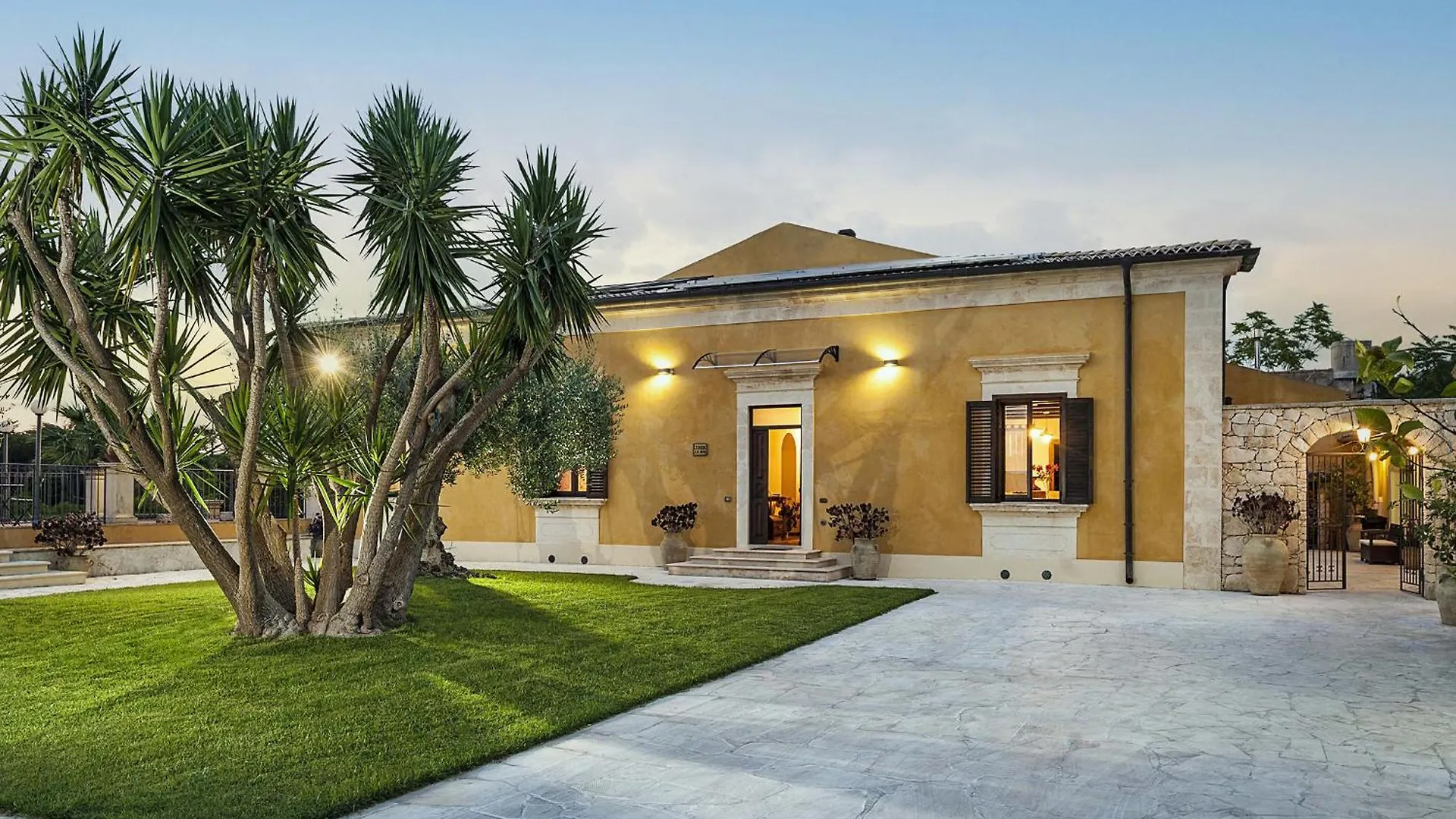 Villa Carolina San Corrado di Fuori